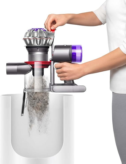 Dyson V8