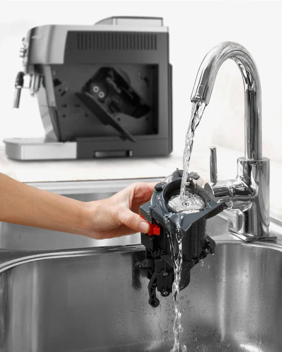 De'Longhi Magnifica ECAM250.23.SB | Fully Automatic Coffee Machine